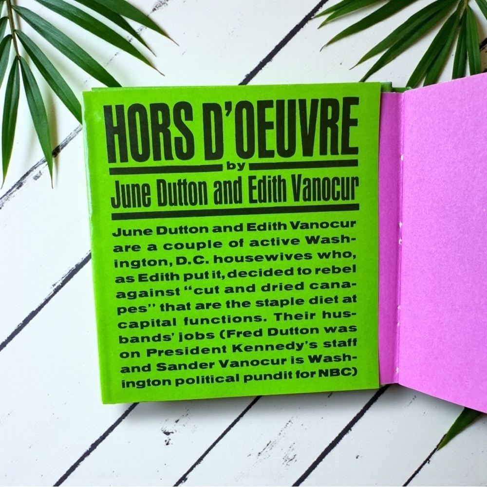 Hors D’Oeuvre – Vintage 1967 Cocktail Party Recipe Book | Dust Jacket - Picture 5 of 12
